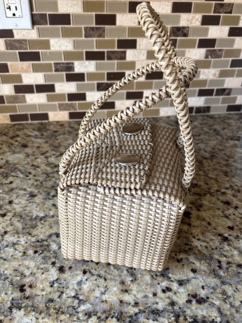 Unbranded Woven Top Handle Bag Small Beige Structured Basket Boxy Handbag